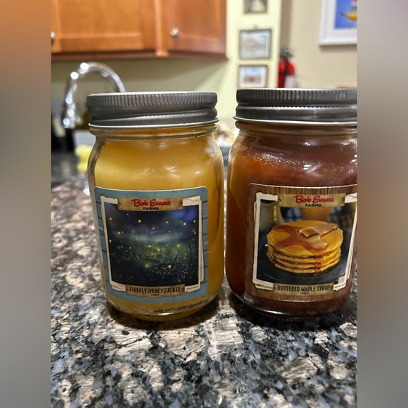 Bundle of 2 Bob Evans Farms Firefly Honeysuckle scented candle and Maple Syrup - Picture 2 of 7